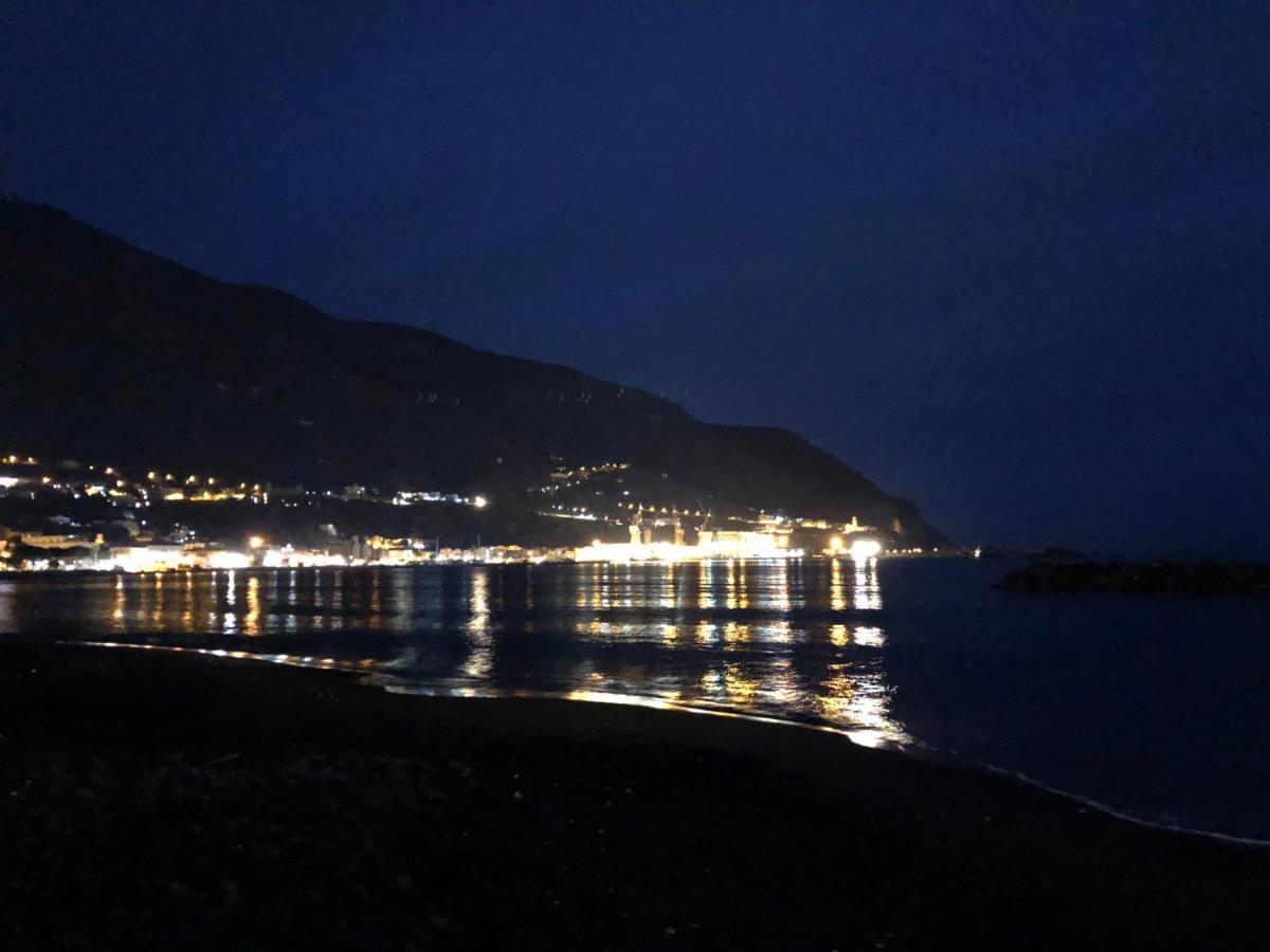 Seaview Apartment Castellammare di Stabia Kültér fotó